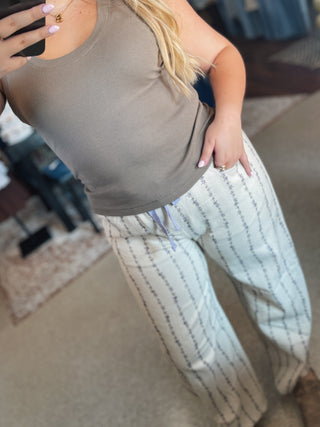 Periwinkle Floral Vined Pants