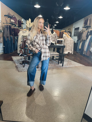 Relaxed Fall Flannel Top