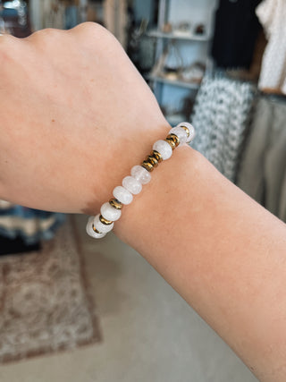 Airy Golden Accented Stretch Bracelet