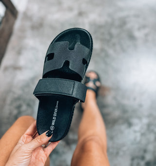 Liz Slides - Black