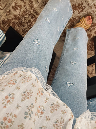 RISEN Crop Willow Embroidered Jeans