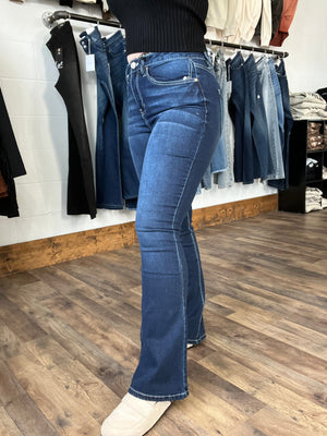 Kyanna Flare Jeans