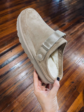 Bray Clogs - Beige