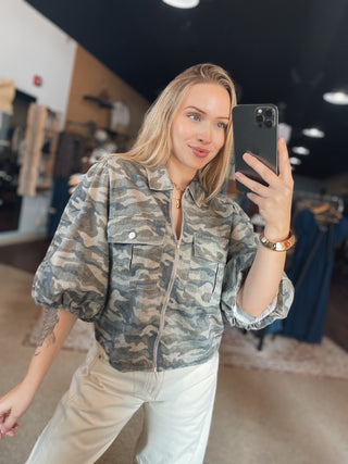 Collared Camo Puff Zip Top