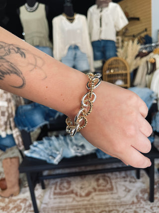 Mixed Metal Interlocking Chain Stretch Bracelet