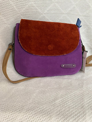 Leo Crossbody