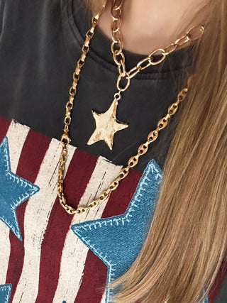 Hammered Gold Star Charm Chain Necklace