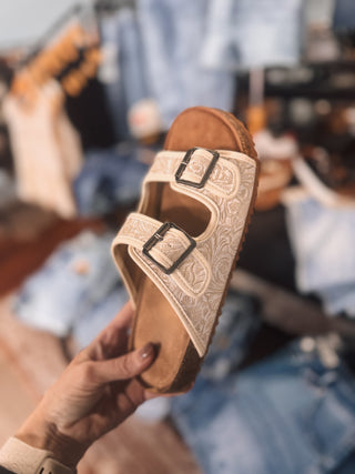 Kara Sandal